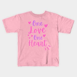 one love Kids T-Shirt